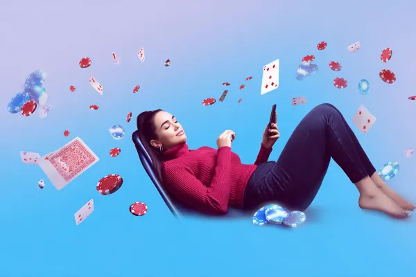 A close-up shot of golden coins falling around a spinning roulette wheel, representing immersive casino action at 866JL.